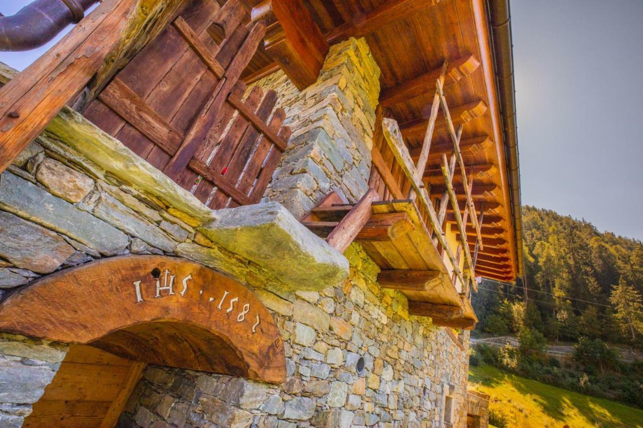 Casa Vacanze Petit Haury - Alloggi Ad Uso Turistico Vda Arvier N 0039 E N 0040 - エクステリア 写真